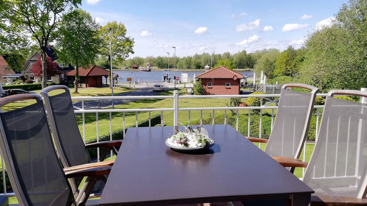 Oldenbuttel Apartment | Vacation apartment/apartment for 4 guests with 100m² in Oldenbüttel (296792)