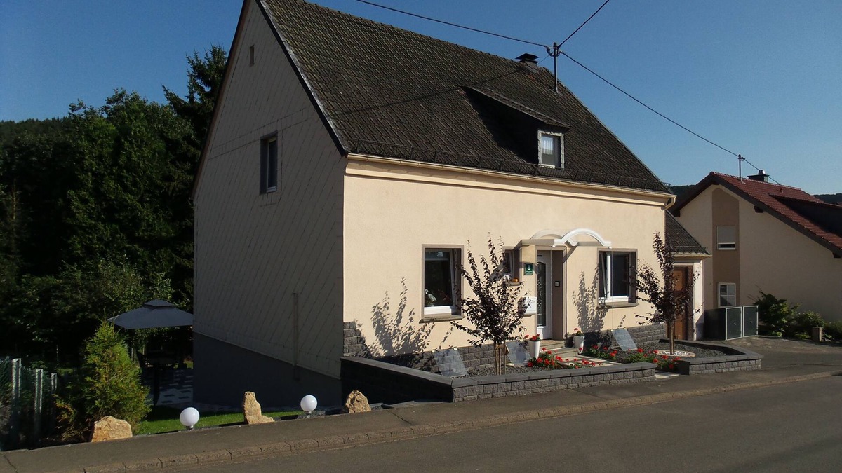 Birresborn Apartment | Vacation apartment Ela in the Vulkaneifel