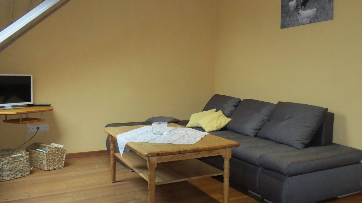 Grebenhain Apartment | Vacation apartment Hühnerstall, 78 sqm, 2 bedrooms, 1 living/dining area, max. for 6 persons