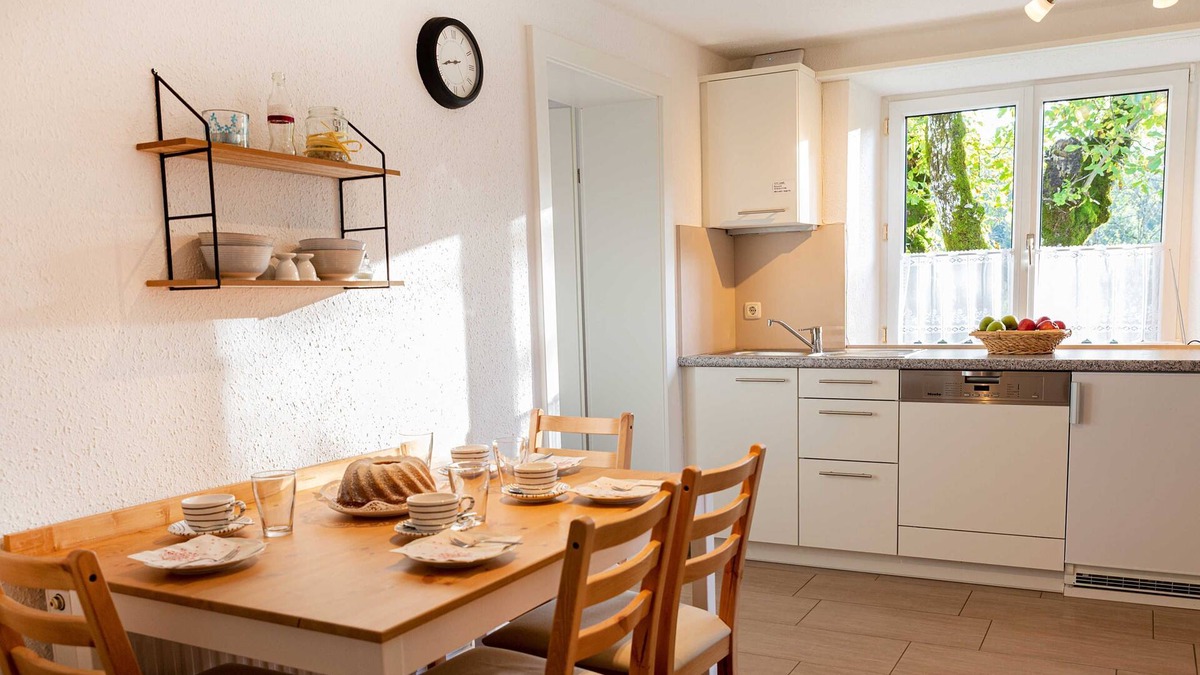 Weyregg am Attersee Apartment | Vacation apartment Nussbaum - Brandnerhof