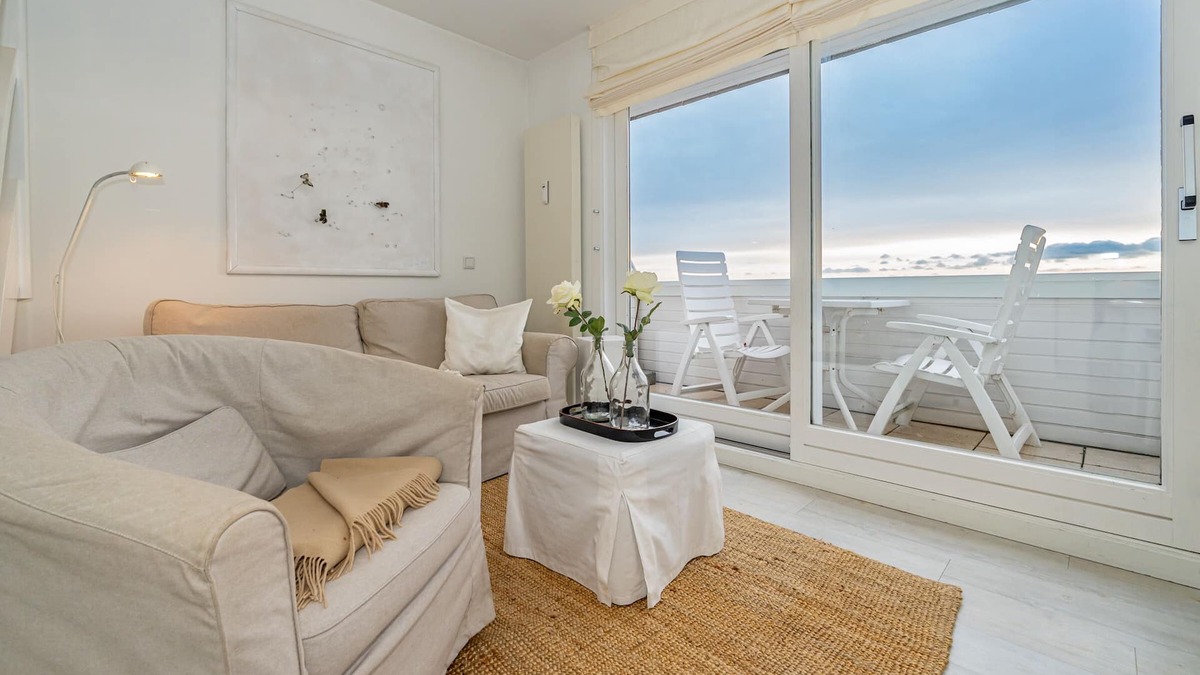 Munkmarsch Apartment | Vacation apartment Traumblick for max. 4 people - with sea view and balcony