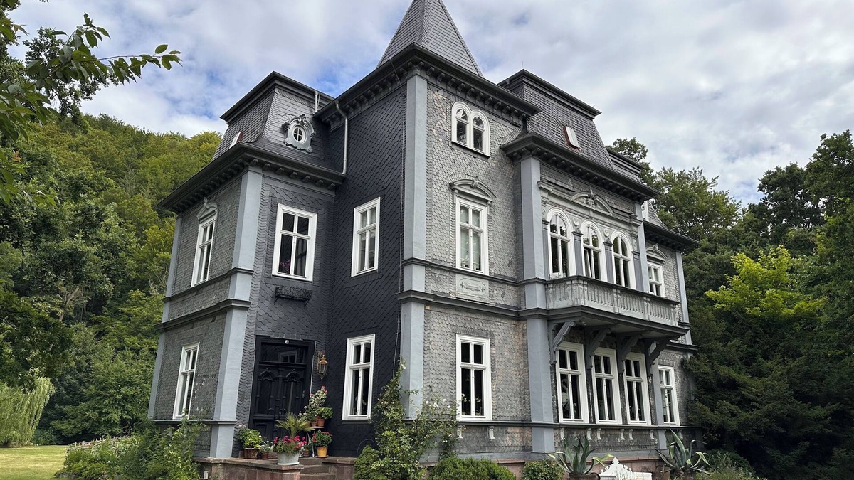 Grafenroda Villa | Vacation apartment Villa fünf Eichen