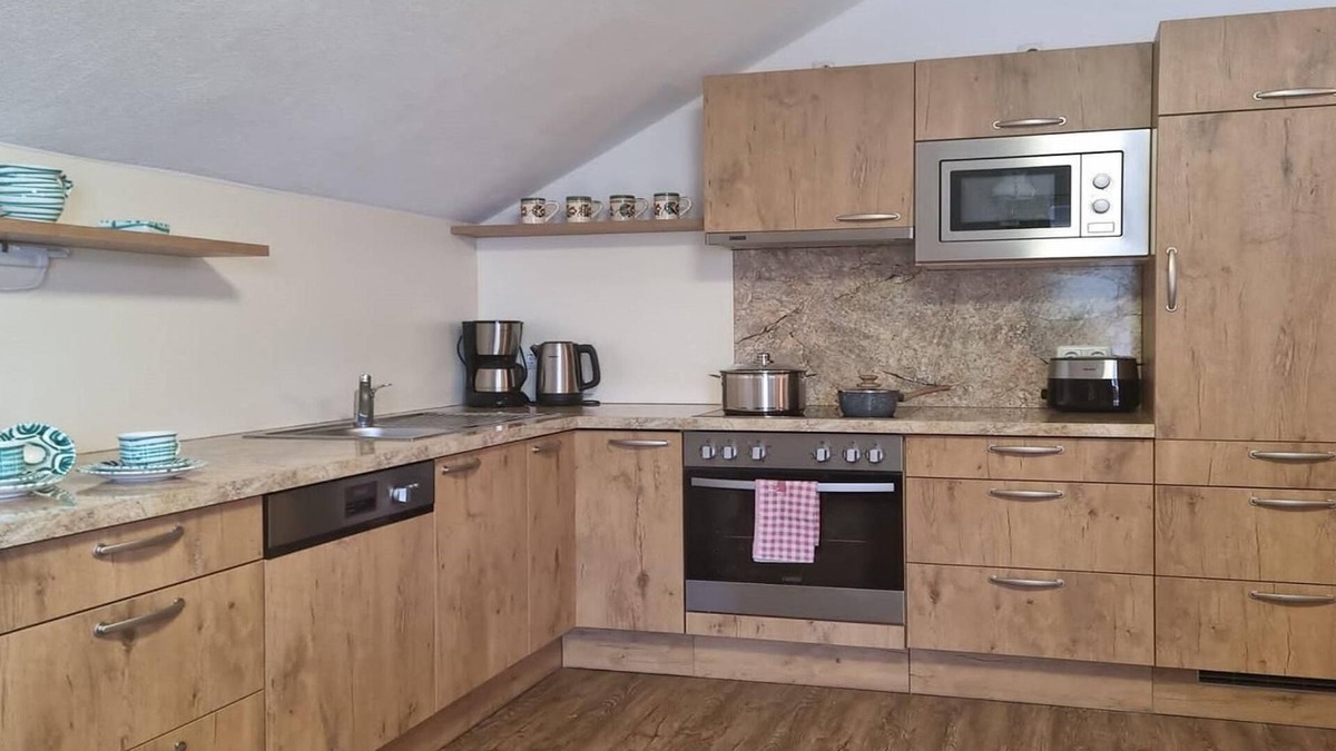 Goessl Apartment | Vacation apartment Veronika - Holiday apartment