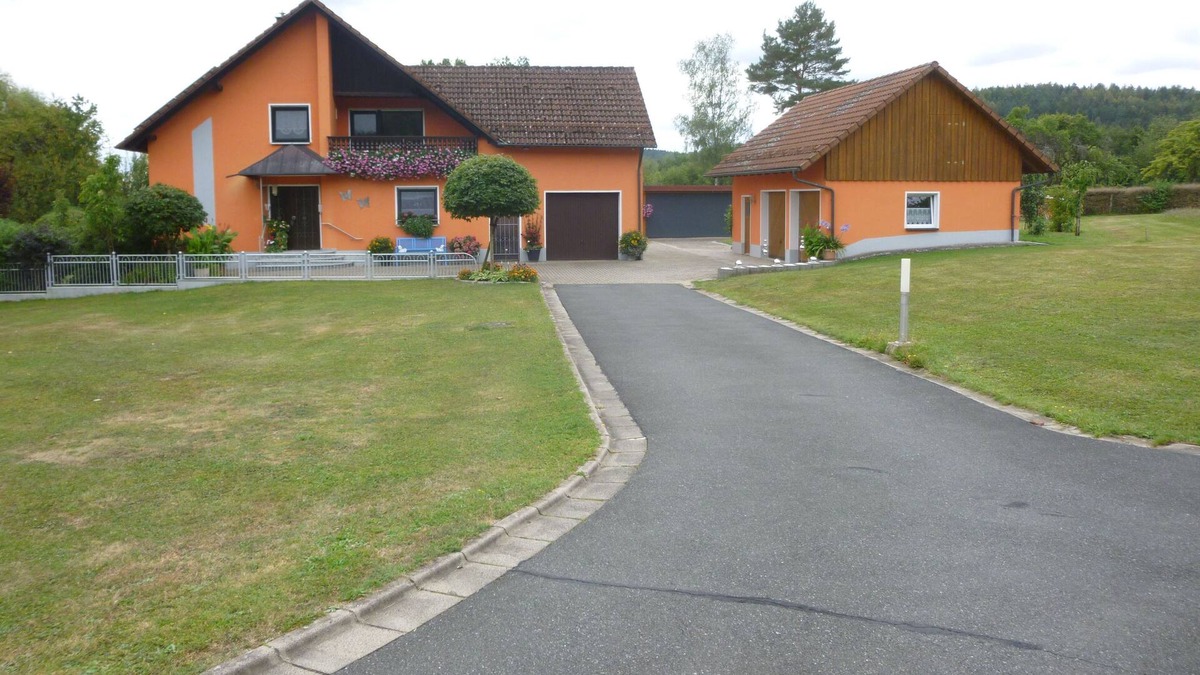 Ahorntal Apartment | Vacation apartment Volsbach
