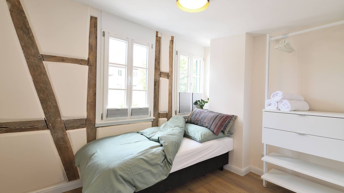 Heppenheim Apartment | Vacation apartment "Nibelungen" - Spacious apartment with roof terrace