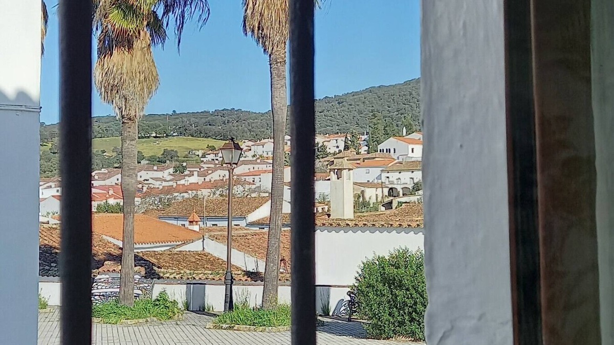 Higuera de la Sierra House | Vacation Home "El Mirador" with Mountain View & Balcony