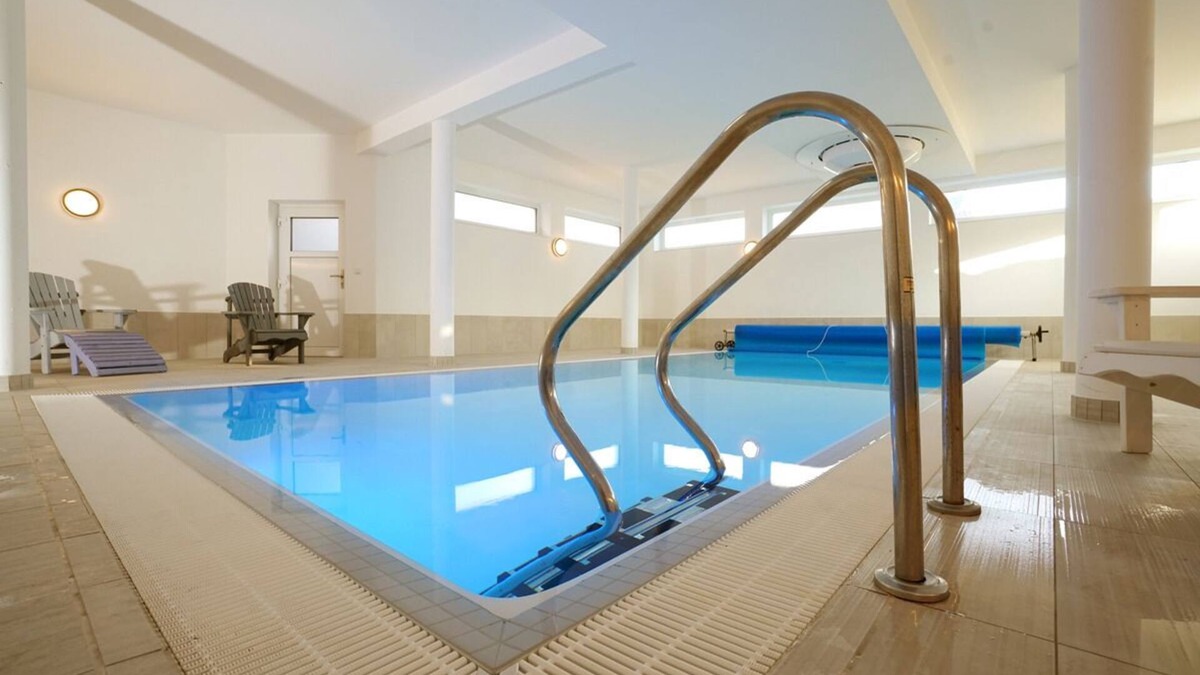 Hohen Wieschendorf House | Vacation home for 13 guests with 500m² in Hohen Wieschendorf (147728)