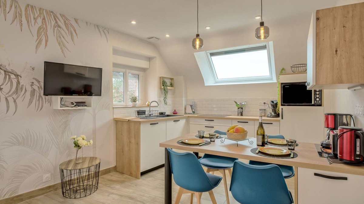 Plouhinec House | Vacation home Hoedic by Interhome
