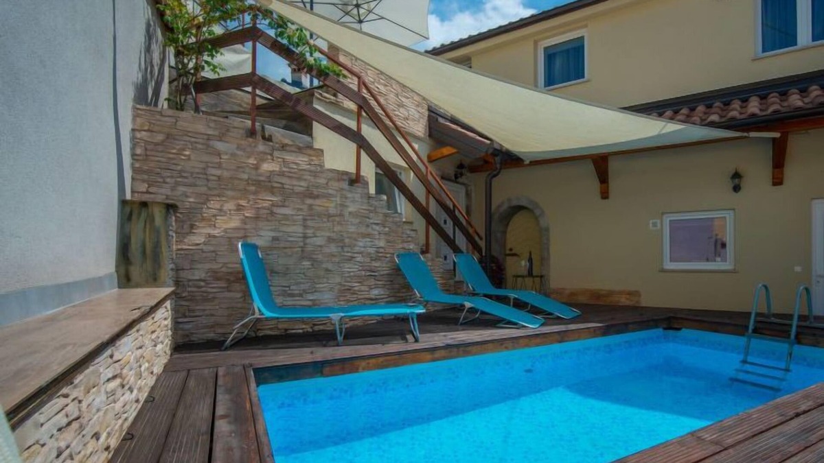 Veli Brgud House | Vacation home Veli by Interhome