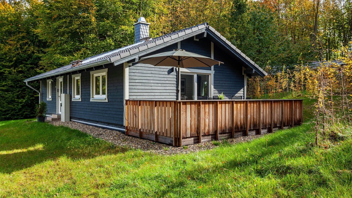 Bad Arolsen House | Vacation Home "14" with Private Terrace & Wi-Fi