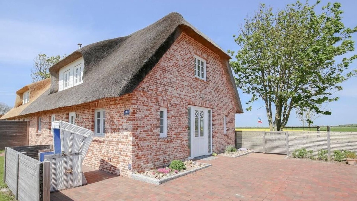 Dagebuell House | Vacation home 5-star Reethus Steuerbord in Dagebüll for up to 4 people