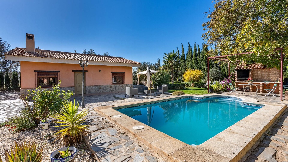 Niguelas House | Vacation Home "A Pie De Sierra Nigüelas" with Mountain View, Private Pool & Wi-Fi