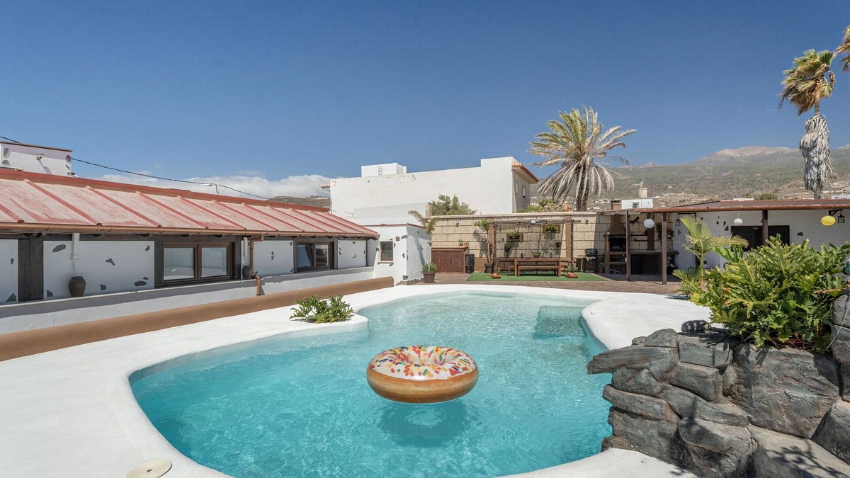 Granadilla de Abona House | Vacation Home 'Abuelo Manuel' with Sea View, Wi-Fi and Air Conditioning