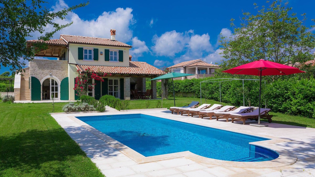 Belavici House | Vacation home Bella by Interhome