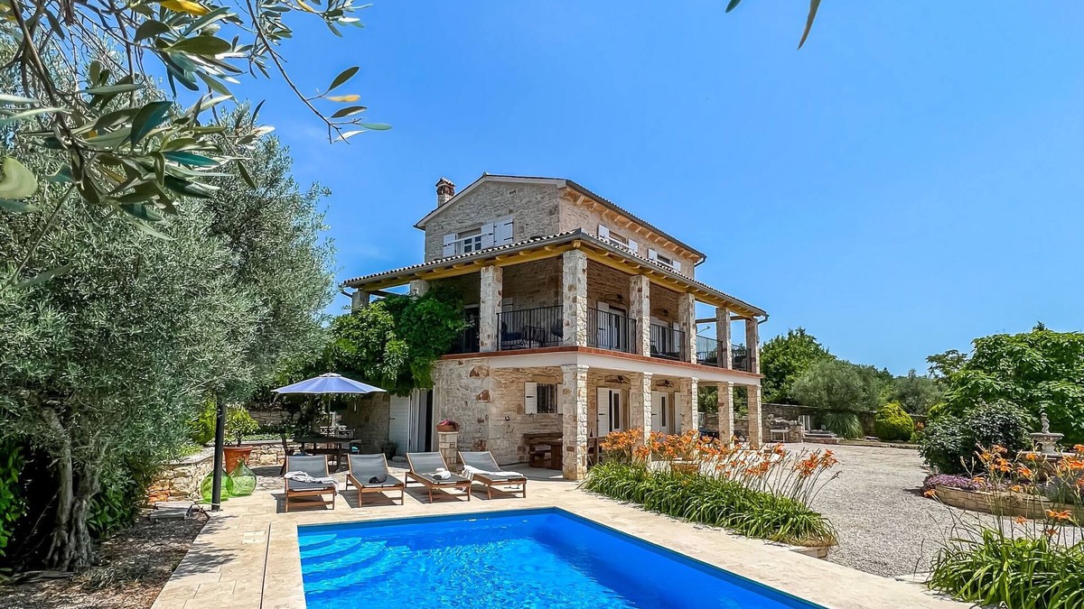 Heraki House | Vacation home Bepo by Interhome