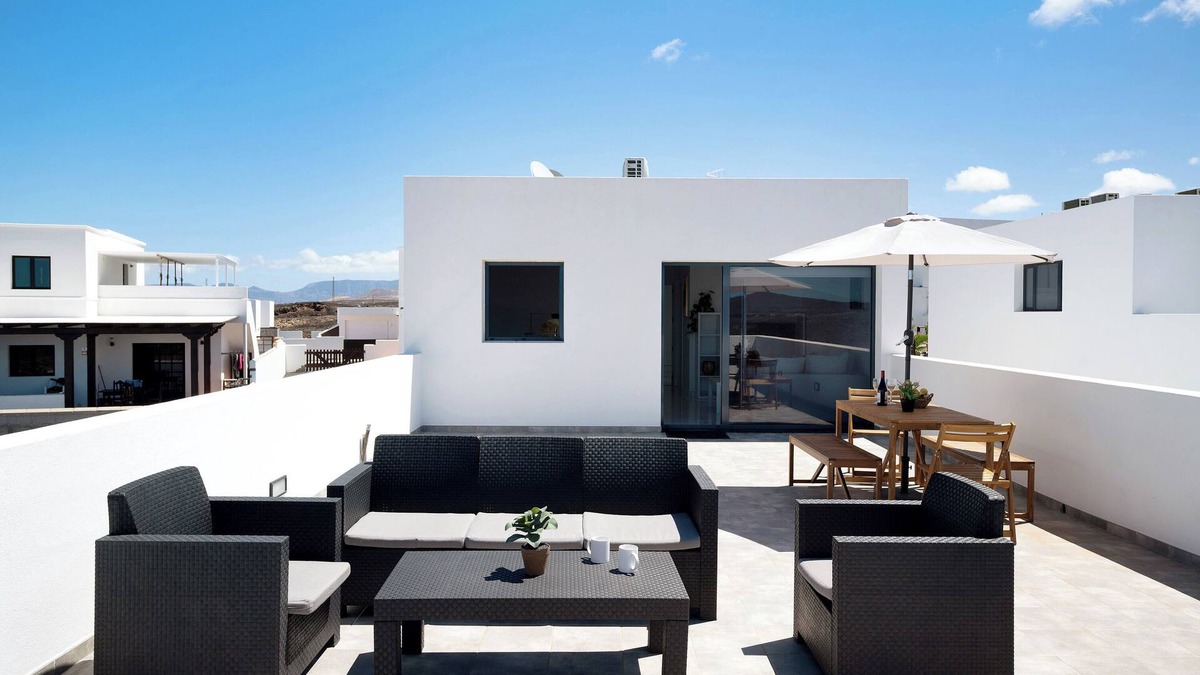 La Santa House | Vacation Home 'Brisa 3' with Sea View, Wi-Fi and Air Conditioning