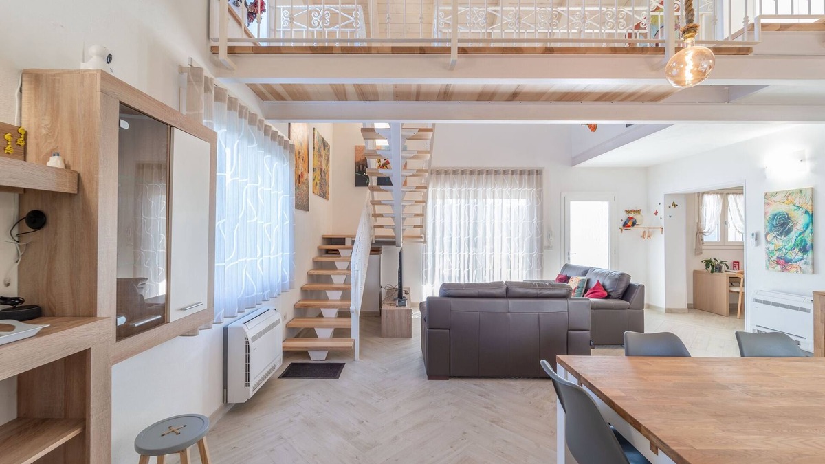 Sassari House | Vacation Home "Capriccio Mediterraneo" with Sea View, Air Conditioning, Terrace & Garden