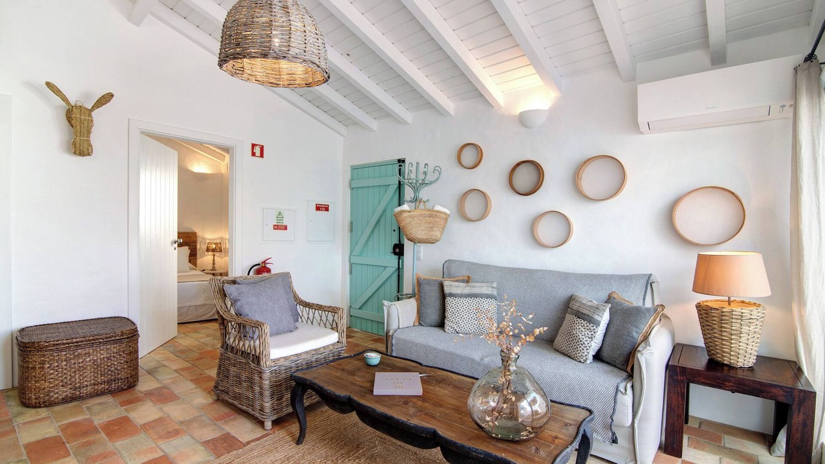 Benafim House | Vacation Home "Casa De Benafim 1" with Shared Pool, Private Terrace & Wi-Fi