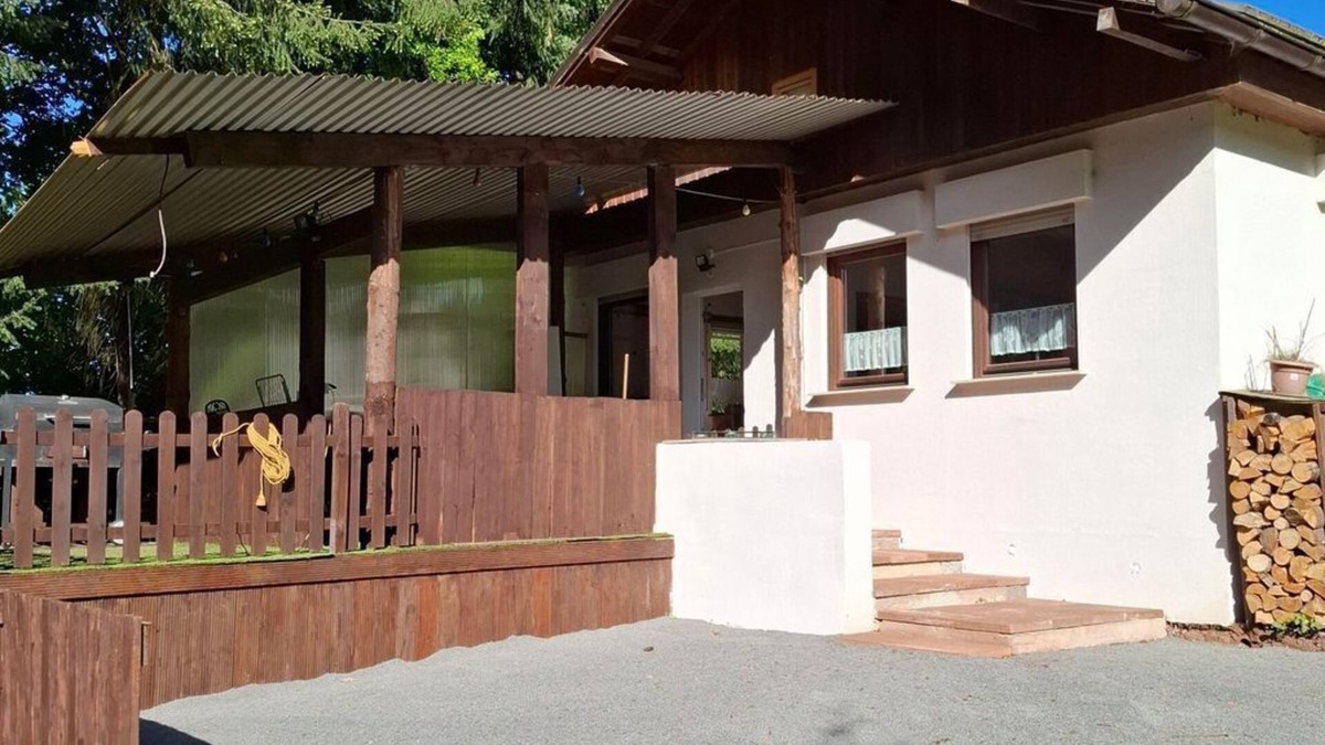 Wadern Apartment | Vacation home Hochwald - Holiday home, bathroom, WC