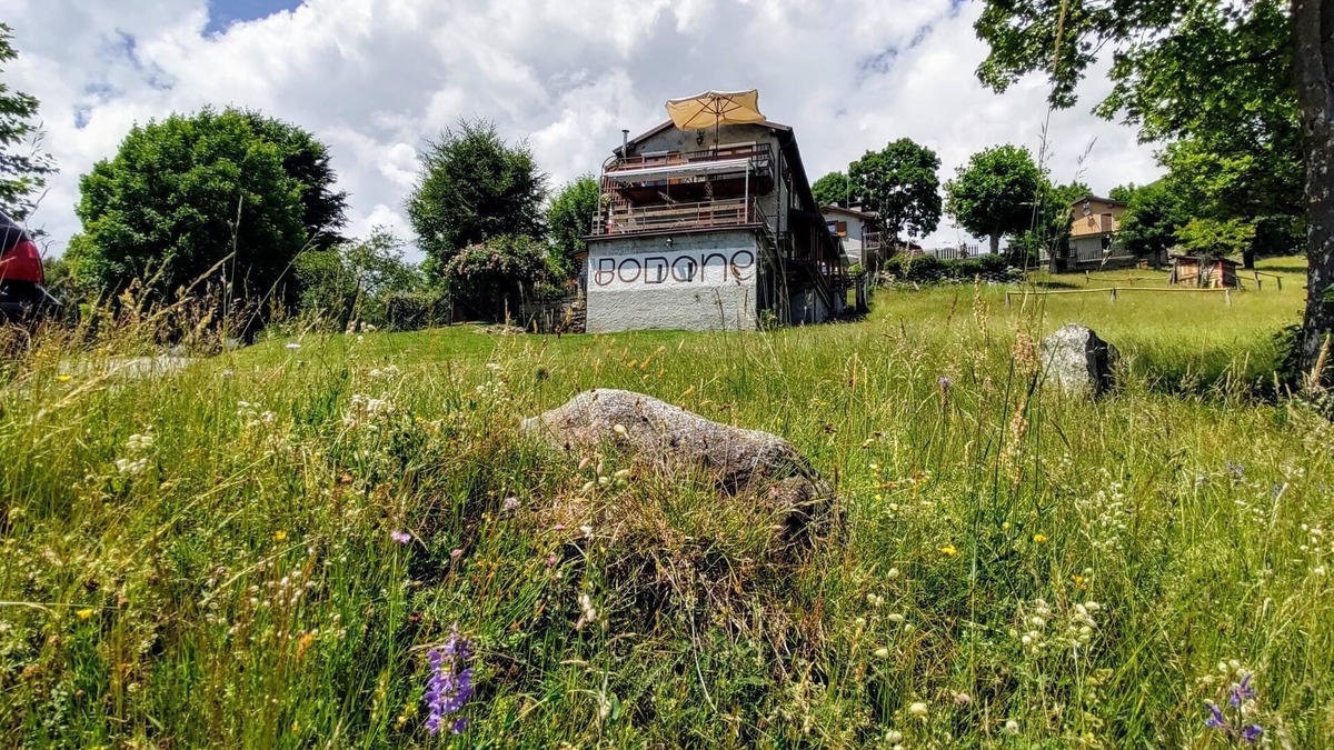 Peglio House | Vacation home Giulia by Interhome