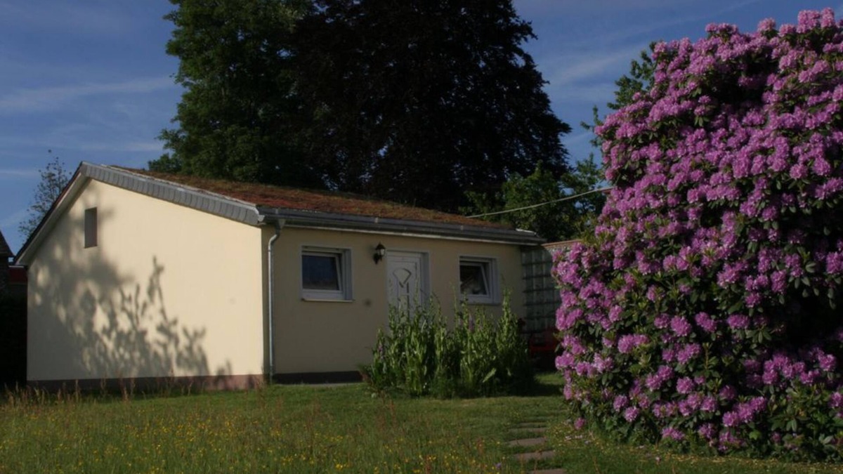 Kell am See House | Vacation home "Hühnerhaus" - vacation home, shower and bathtub, non-smoking