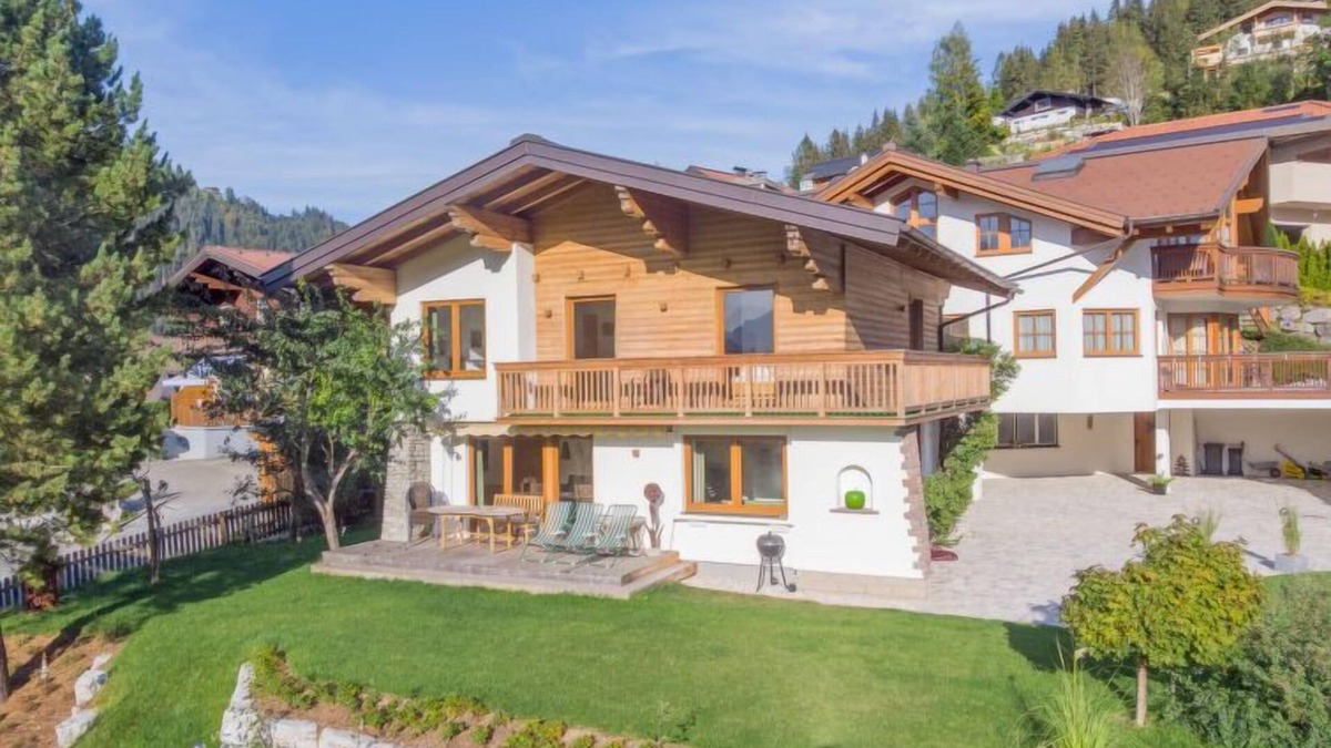 Eben im Pongau House | Vacation home Happy by Interhome