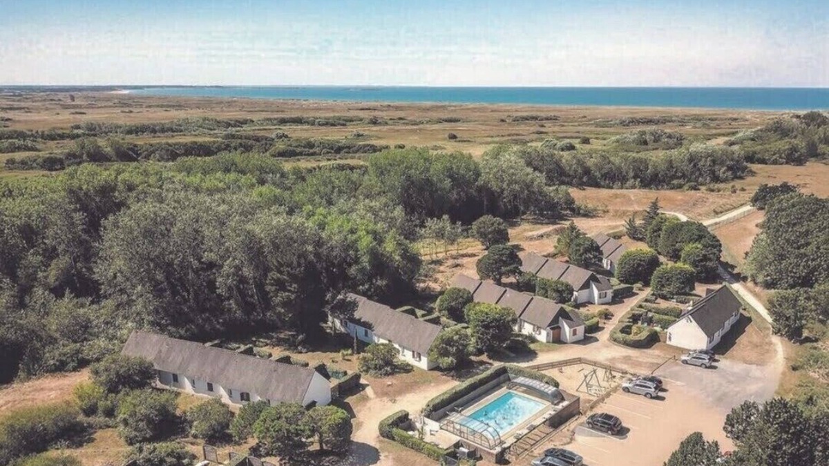 Erdeven House | Vacation home in Brittany 900 m from the beach-5 persons -Heated swimming pool