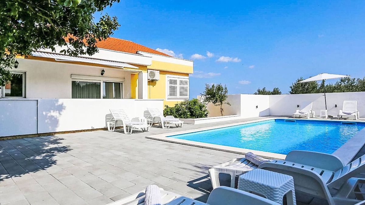 Podgradina House | Vacation home Karlo by Interhome