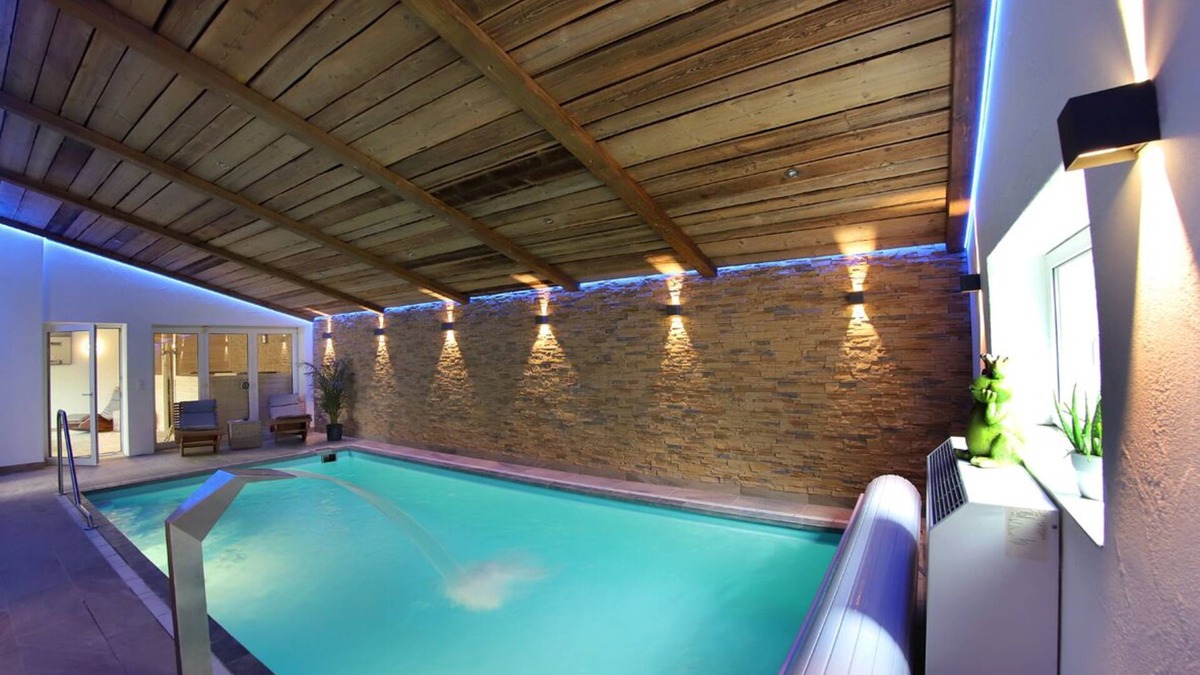 Pruem House | Vacation home "Landratsvilla Prüm" Relaxation track, wellness oasis, pet-friendly