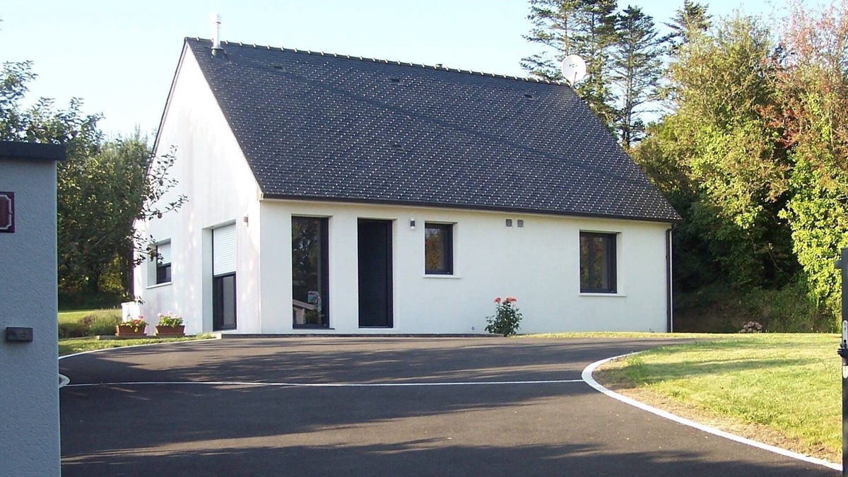 Goulien House | Vacation home, large garden, quiet, near Pointe du Raz and Audierne