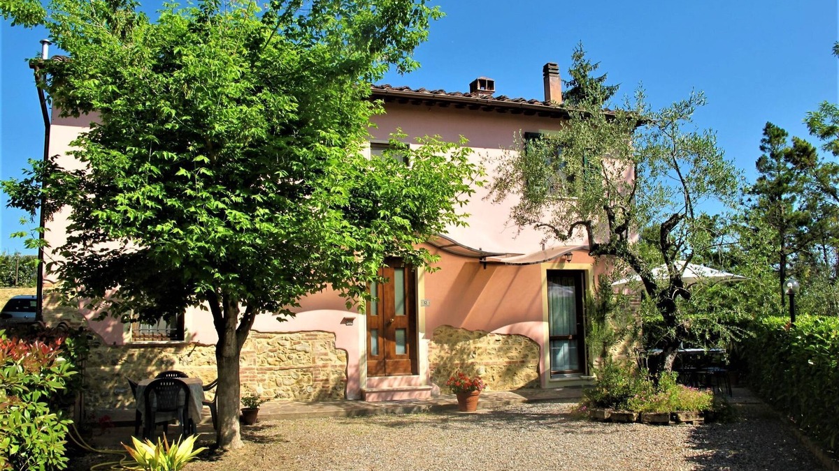 Toiano House | Vacation home Lisena by Interhome