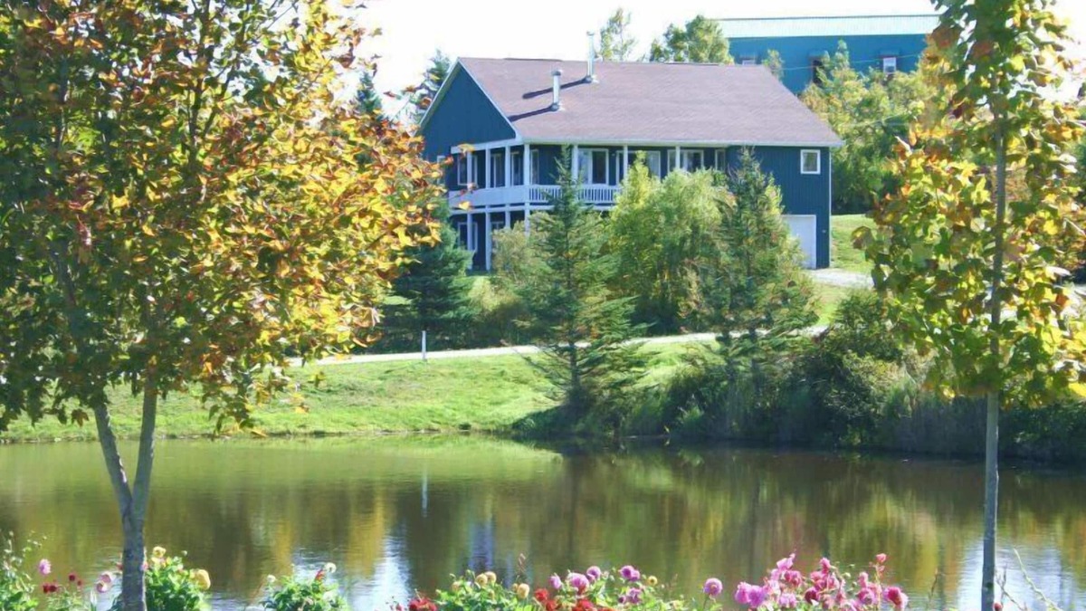 New Horton House | Vacation Home Located On New Horton Lake Near Hopewell Rock