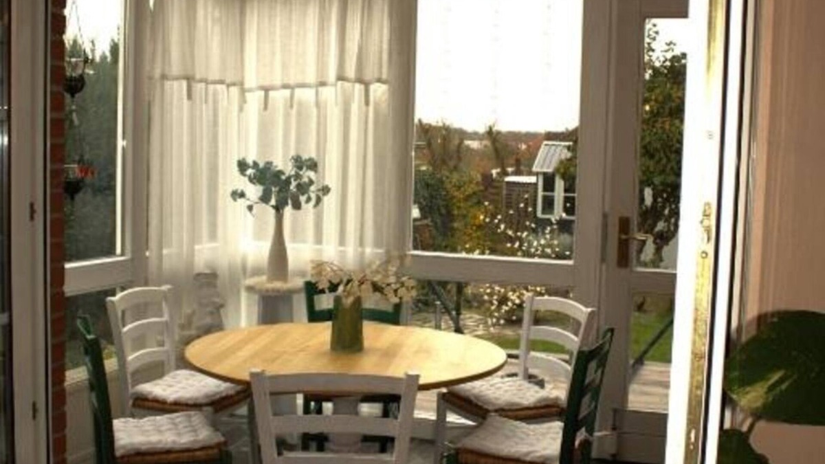 Rostock House | Vacation home Meerzeit near Warnemünde, family home, shopping center nearby