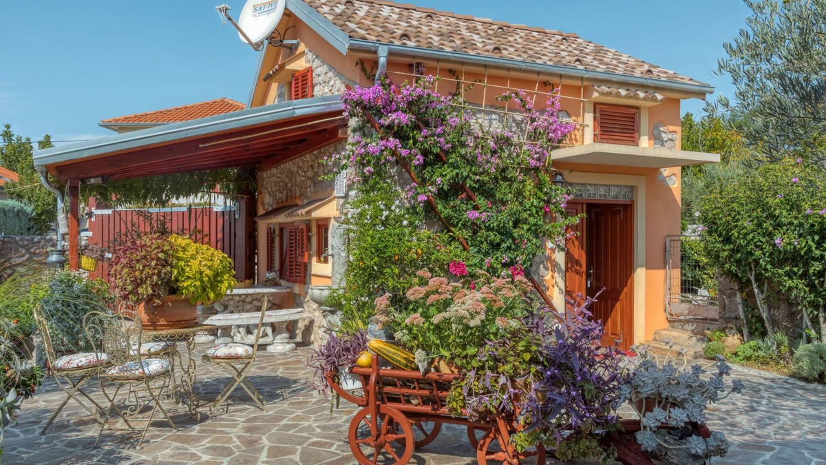 Polje House | Vacation home Maria by Interhome