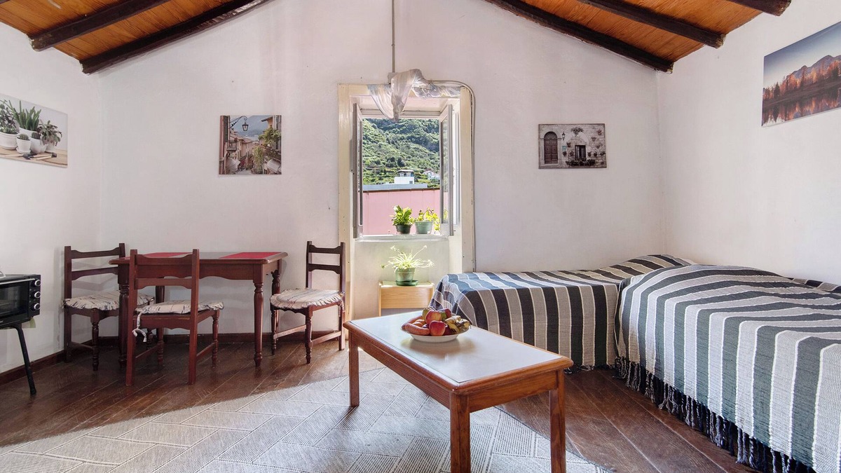 Teror House | Vacation Home 'Mi Idilio' with Mountain View and Wi-Fi