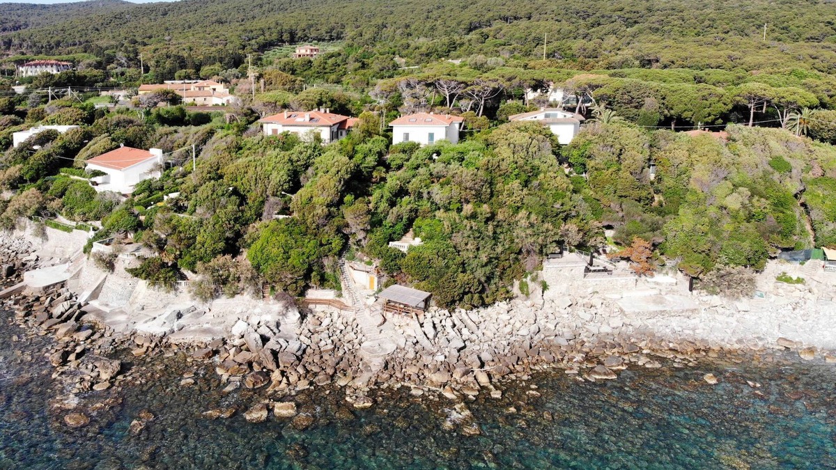 Rosignano Marittimo House | Vacation home Nella by Interhome