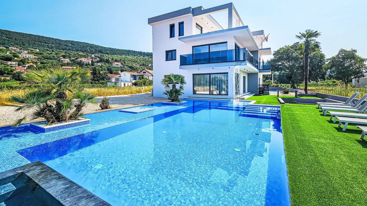 Donji Prolozac House | Vacation home Noel by Interhome