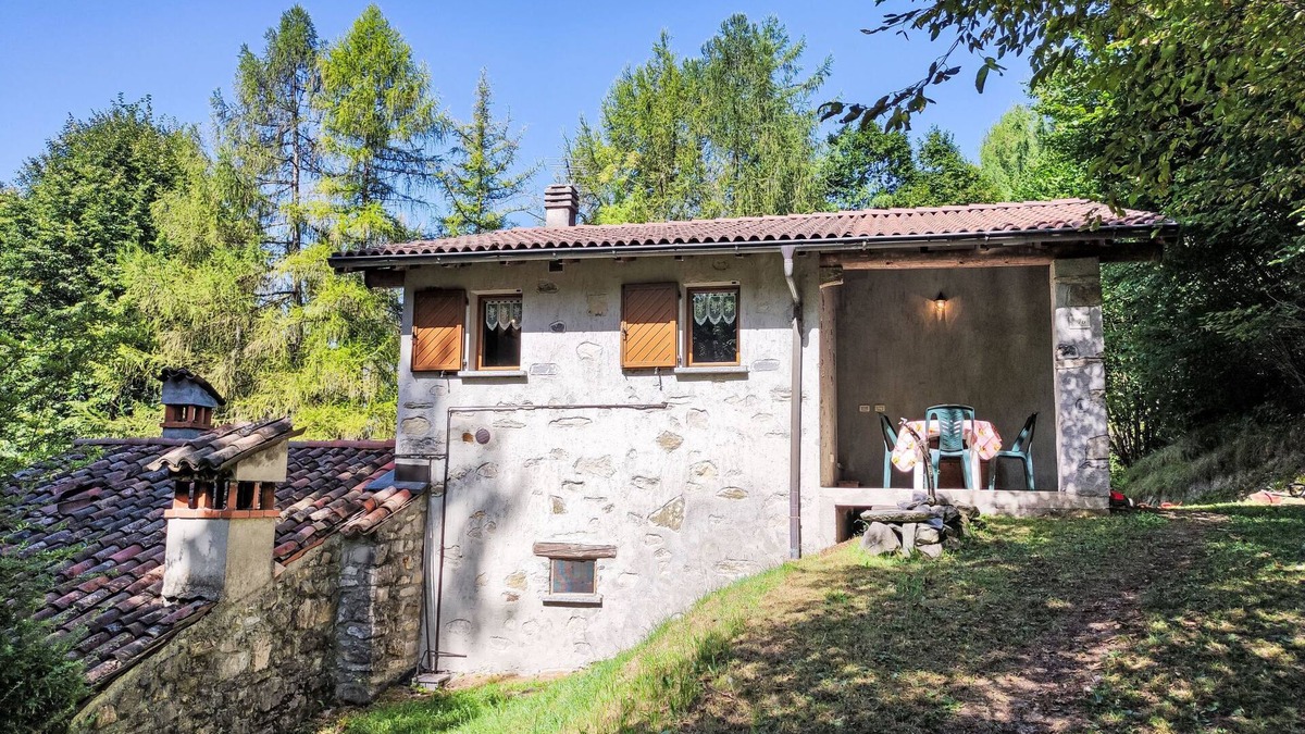 Naggio House | Vacation home Relax by Interhome