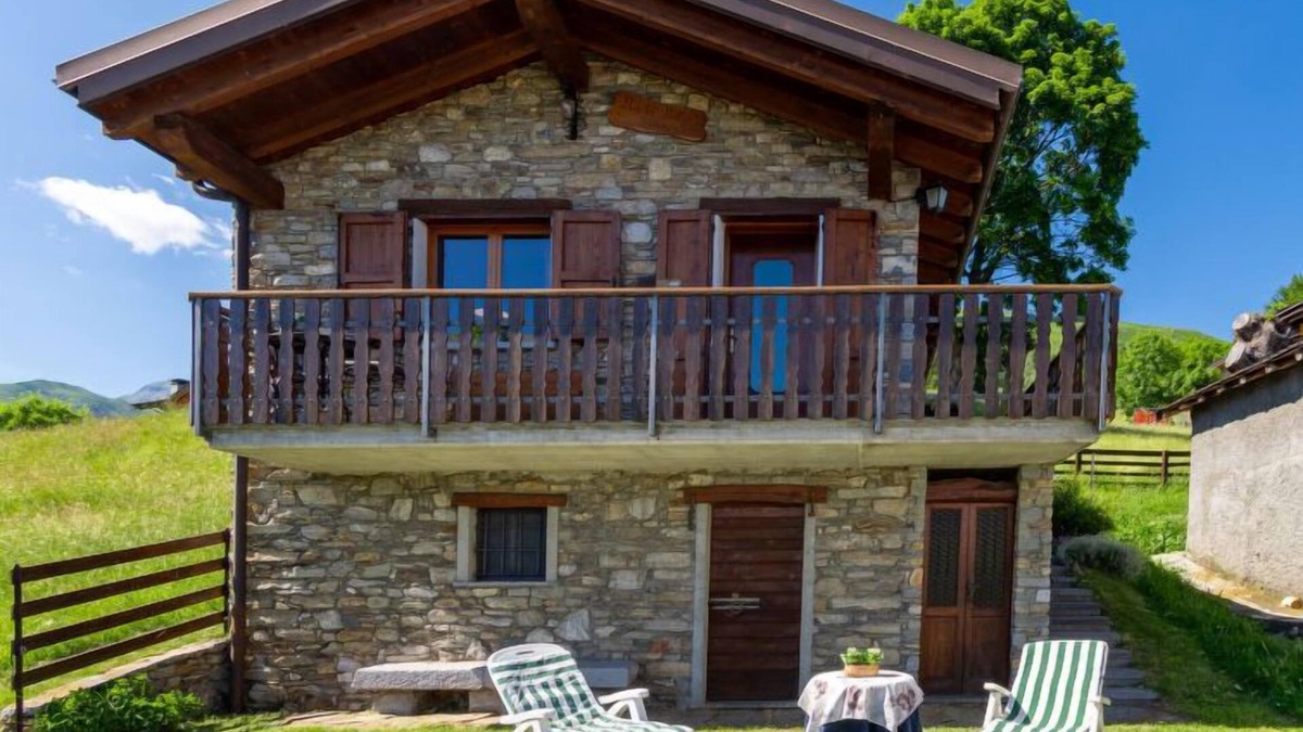 Peglio House | Vacation home Roby by Interhome