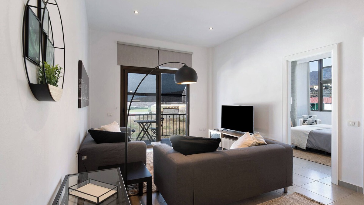 Los Llanos Apartment | Vacation Home "Urban Park Nueva York" with Sea View, Balcony & Wi-Fi