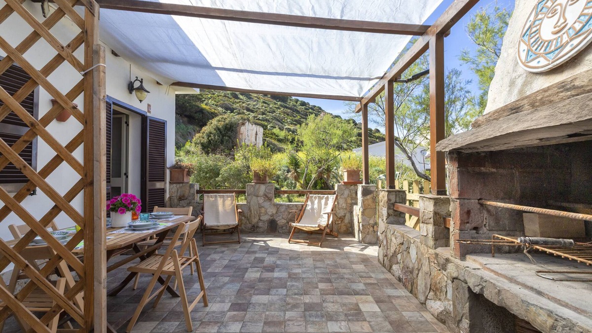 Argentiera House | Vacation Home "Villetta Relax All'Argentiera" near Beach with 2 Private Terraces & Wi-Fi