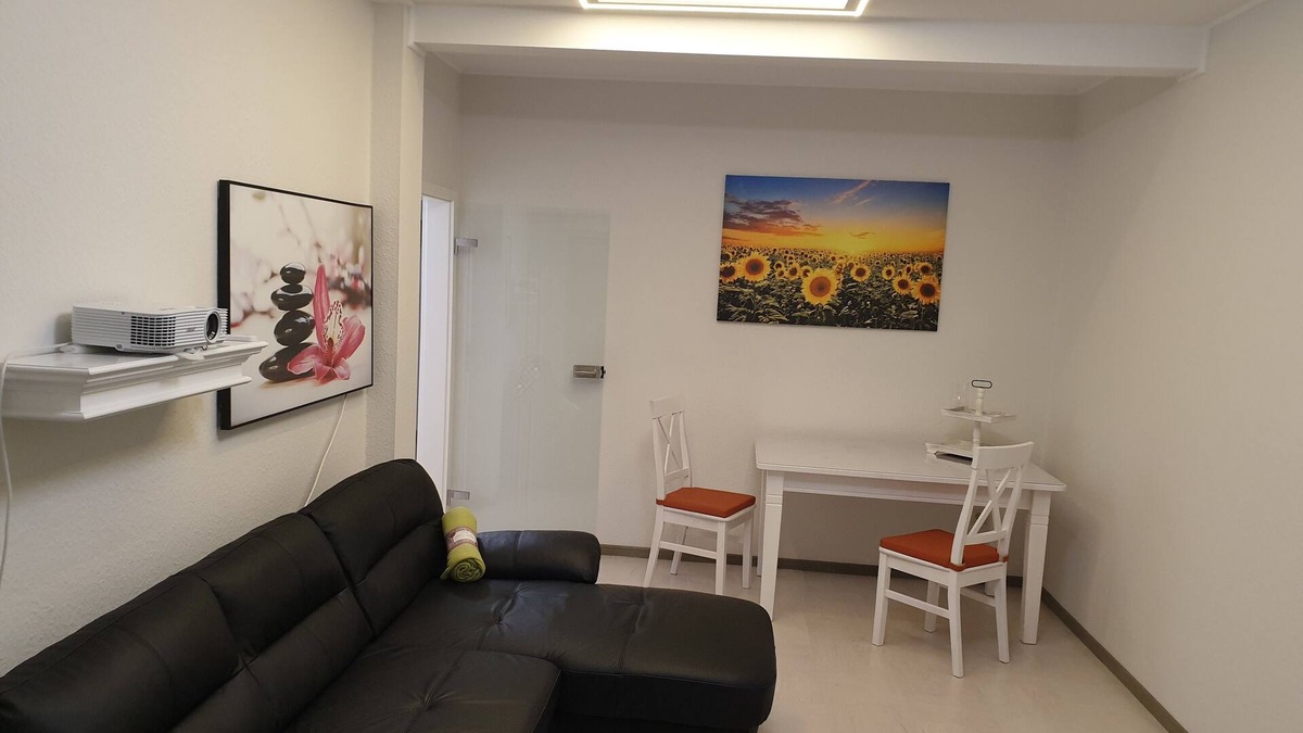 Jesewitz House | Vacation home with summer pool and garage, free of stairs/steps