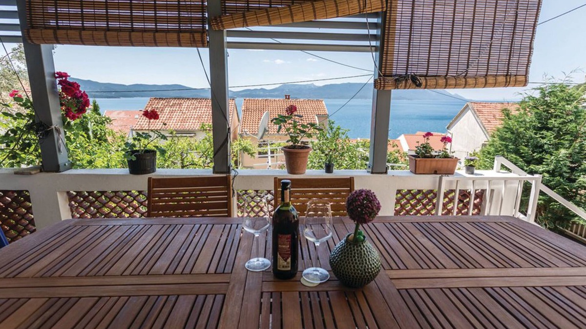 Komarna House | Vacation House at Sea - Villa Kata