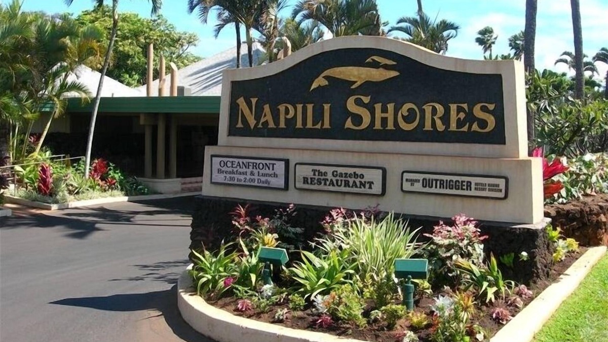 Napili Condo | Vacation in a Tropical ParadisenNapili Shores - C121 Studio n