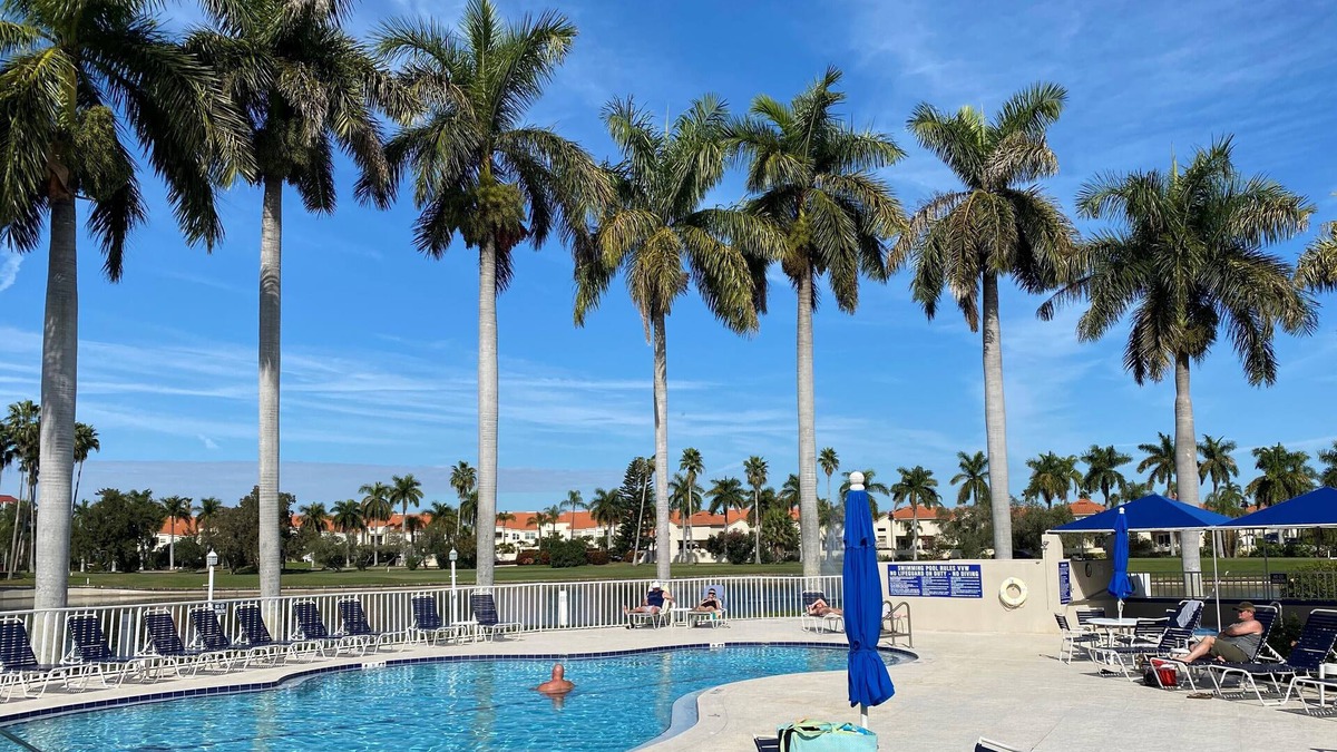 Isla del Sol Condo | VACATION IN PARADISE! 5min to StPete Beach, Pool, Updated & Very Clean 1st Floor