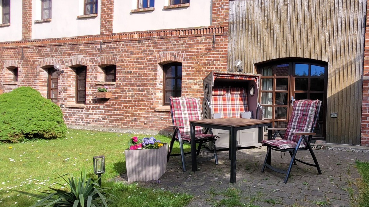 Steffenshagen Apartment | Vacation - Peace - Nature - Baltic Sea - Family-run! Fewo.Nr. 1