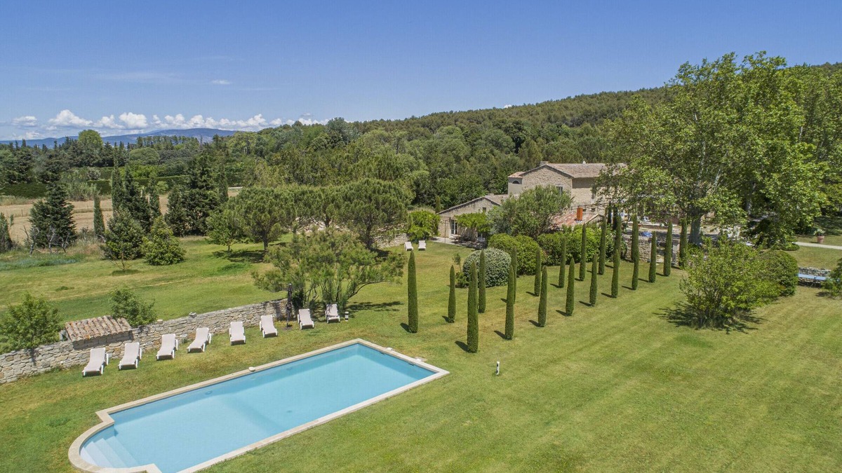 Taillades Villa | Vacation rental farm with pool TAILLADES LS2-11