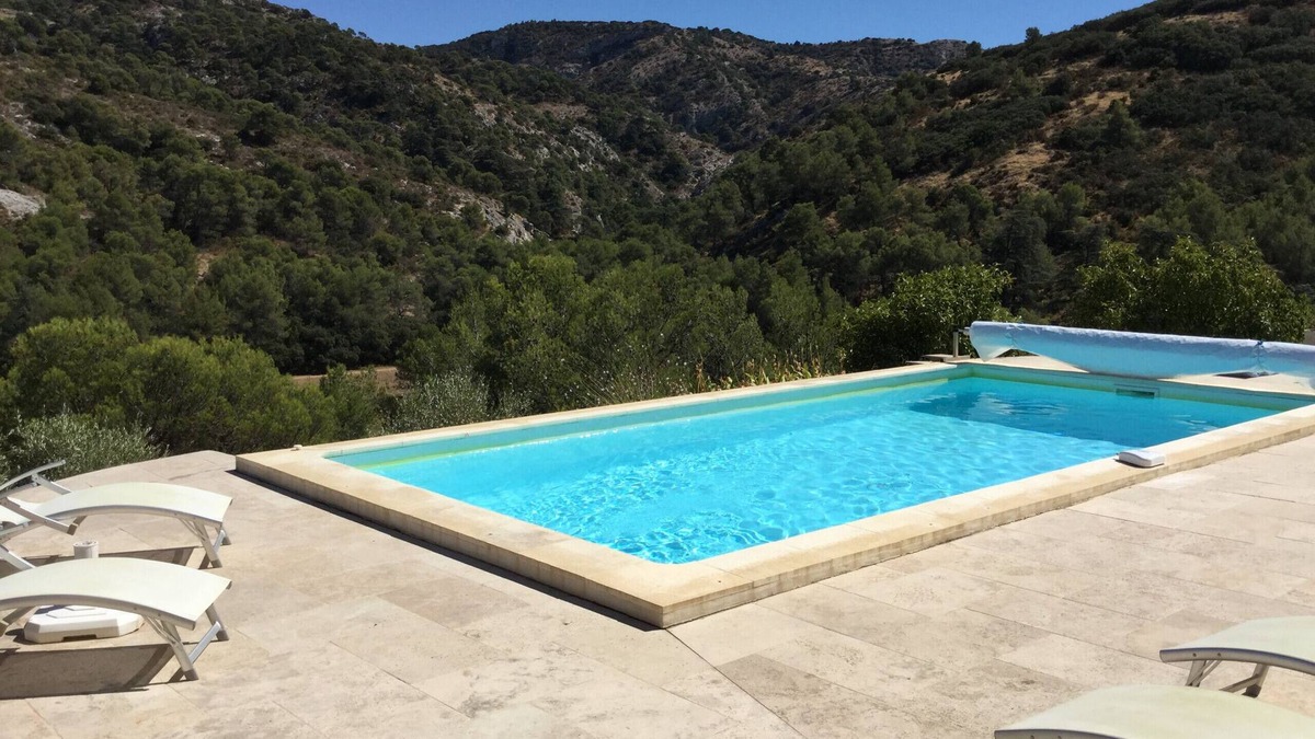 Cavaillon Ski Chalet | Vacation rental house with pool CAVAILLON LS2-292