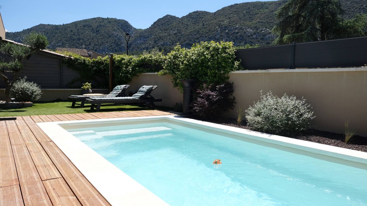 Maubec Villa | Vacation rental house with pool MAUBEC LS2-437