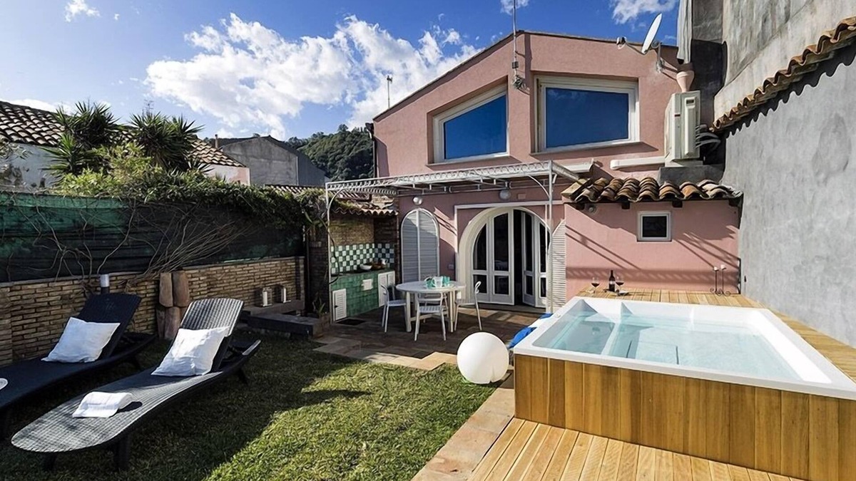 Santa Tecla Villa | Vacation rental in Sicily with beach access and view
